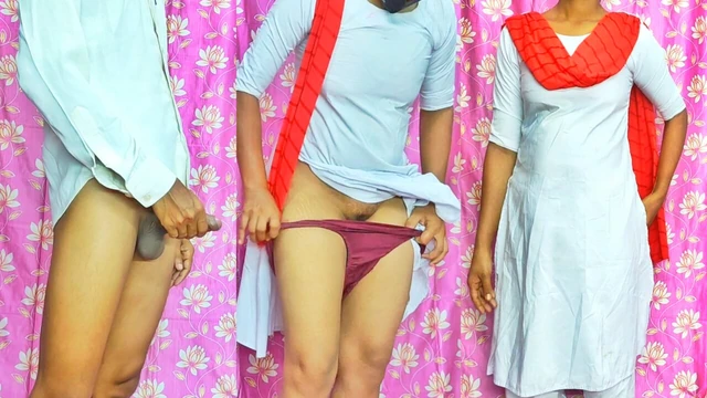 Индийскую школьницу трахнули в тугую киску