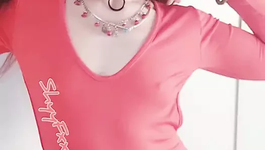 Shyyfxx Arjantinli kızıl saçlı şeytan gibi seksi poz verdi