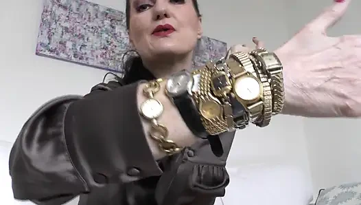 Saat mirasından sonra mastürbasyon sırasında seksi saat sesleri, lady victoria valente