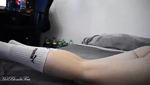 Uzun çoraplı seksi bacaklar - miley grey