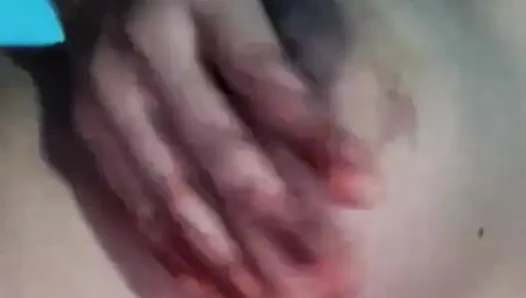 Сводная сестра отправляет обнаженные и сексуальные видео