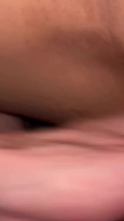 Ateşli sarışın ilk kez deli gibi fışkırtıyor!  Neredeyse onun olduğuna inanmayacaktı ve içine boşalmadım! | Klip 1