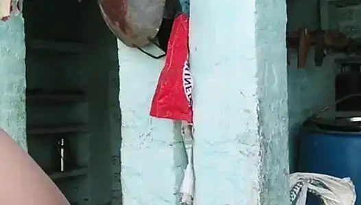 Hintli romantizmim çok yalnız.