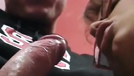 Jessica Rizzo yarak emmeyi seven sürtüklerle iki sahne sunuyor 05