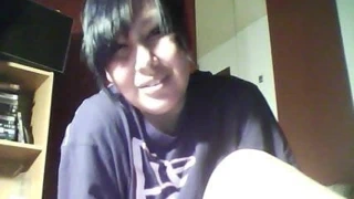 Sıcak milf oynama ile kedi