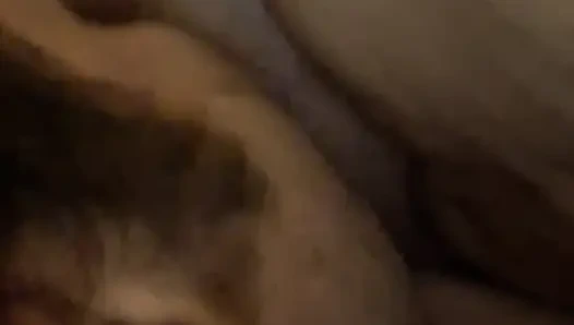 Seksi olgun ateşli iri güzel kadın orta yaşlı seksi ev hanımı ve kocası yalıyor ve sikişiyor