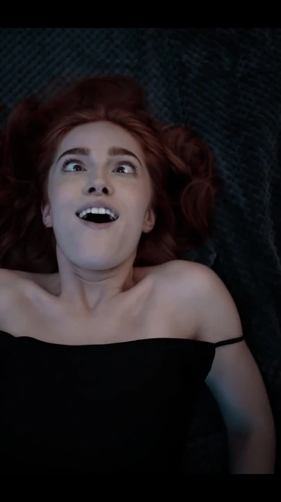 Волнующий момент из "Свидания с Jia Lissa - возбужденная рыжая трахается с кримпаем 69 и спермой в рот"