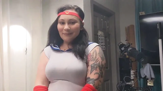 Lenna Lux Peter ile tanışıyor