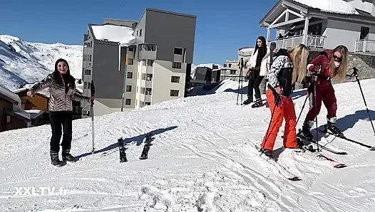 İgloda üçlü seks