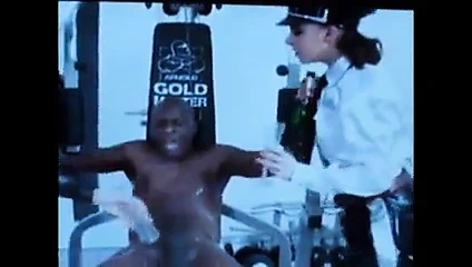 2 metres bu yardakçı spor yapıyor