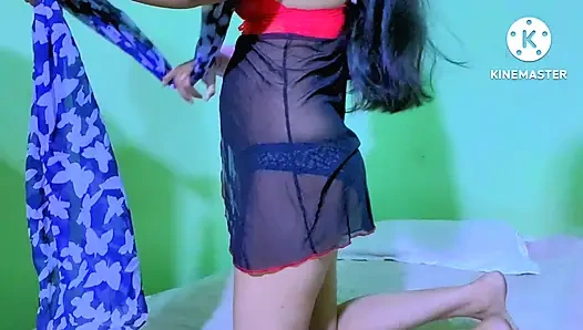 Patron iş arkadaşı personeliyle sürpriz seks yapıyor