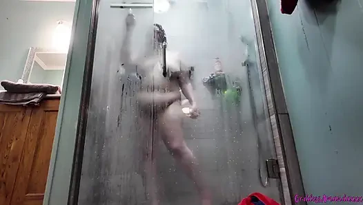 Seksi iri güzel kadın Amanda duşta azdırıyor