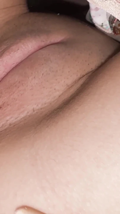 Götümü kırma üvey babam - büyük eğreltiotu yarağını minik 18 sıkı götüme sok (bana ücretsiz çıplaklar ekle) | Klip 1