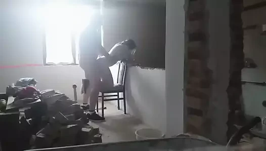 Kalın bir yarakla sikildim