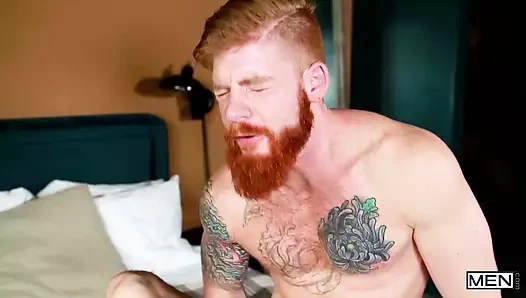 Twinkpop - Bennett Anthony karısına kızgın ve erkek kardeşi Jack Radley'i sikmeye karar veriyor