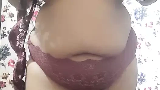 Desi yenge becerdin almak için hazır…