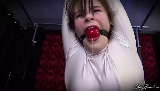 Seks kölesi çıkmaz esaret