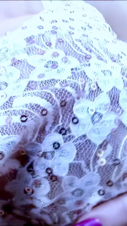 Bay Marcus büyük memeli sarışın bebek Mariah Madysinn büyük memeli anal büyük siyah yarakla sikiliyor bay marcus boşalma