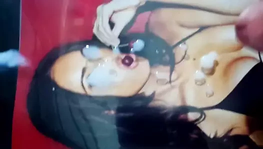 Megan Fox boşalma anısına 2