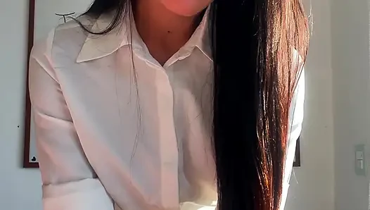 Seksi Sekreter Patronunu Mutlu Etmeye Çalışıyor