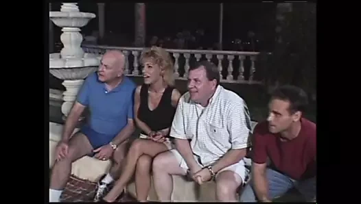 Stunden Mami 8. Bölüm