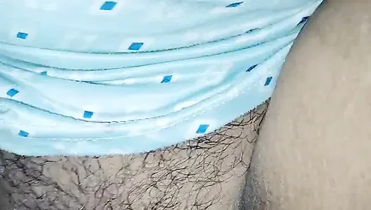 Pencaplı Evli Kadın Komşu Erkek Arkadaşıyla Aldatırken Evinde Onun Dışında Kimse Yok.