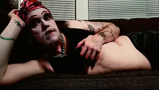 Ftm sürükle solo şaplak ve mastürbasyon