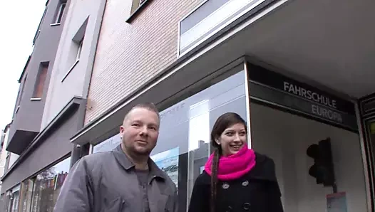 Genç kaltak arkadan yarağı seviyor