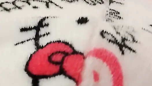 18 yaşındaki kız şeftalisini sikiyor