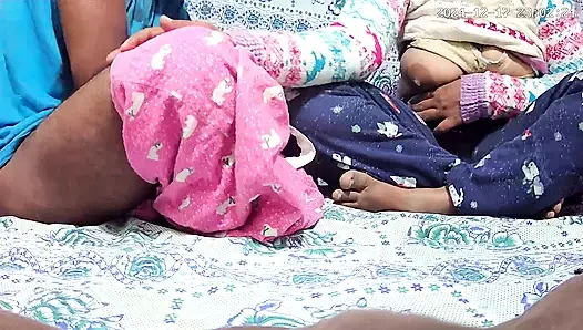 Büyük yaraklı doktor ve hemşire odada seks yapıyor xnxx 7544