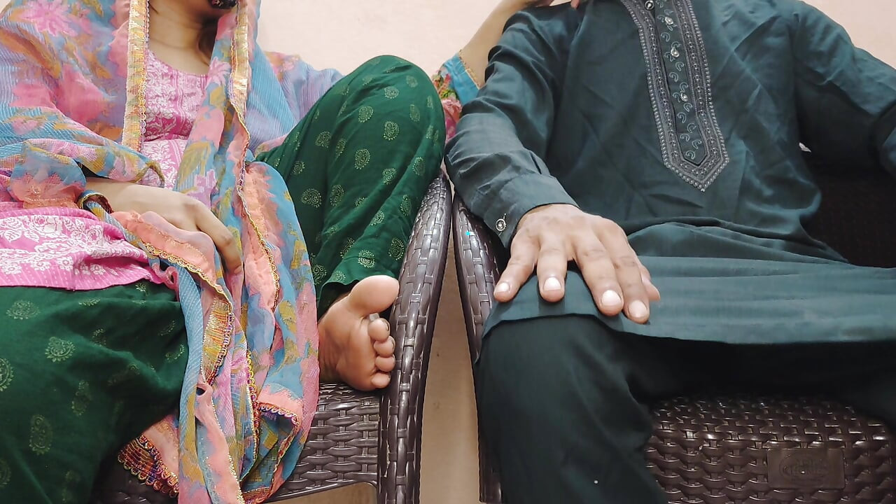 Khala Ko Chod Diya-Khala Ki Garam Chut Ko Khoob Choda🔥