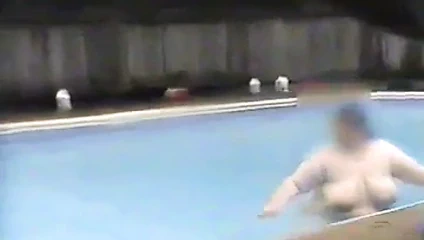 Bbw two48ddds havuz oyun