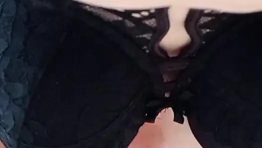 Ben ve orta yaşlı seksi karım quiqtly sikişiyor.