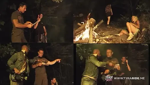 Sarışın ve esmerle kamera arkası yetişkin filmi çekimi