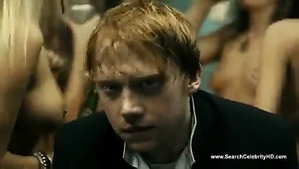 Christina carey, demi miller ve diğerleri çıplak