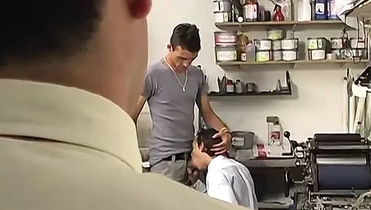 Carl cruz ve alejo marx Üç yollu sikme ile asılı nico sanz