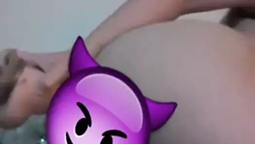 karısı kullanma büyük yapay penis içinde köpek