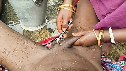 Indian desi wife Ne Bal kata hai