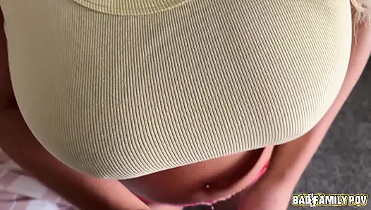 Badfamilypov - alexis kay üvey babasının zonklayan yarağını emiyor