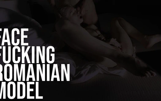 Londra'da 22 yaşındaki Rumen modelin yüzünü sikiyor