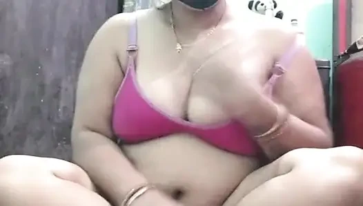 Bhabhi ne bed pe ghodi ban kar chuth dikhai