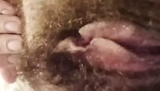 Şşşt... üvey kardeşim mastürbasyon yaparken yakalandı!