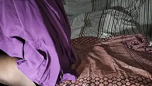 Hintli köylü romantik çift seks yapıyor