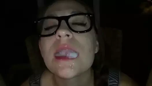 emme yutmak ve yemek Cum
