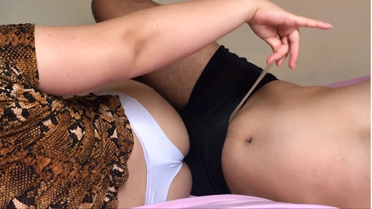 En iyi arkadaşımın kız arkadaşıyla sikiştim. PIŞMANLıK YOK.