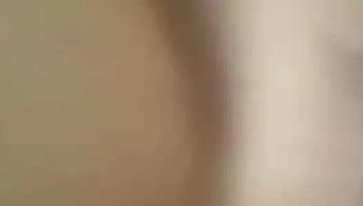 Bir boşalmak dökümü olarak tinder sürtük kullanma