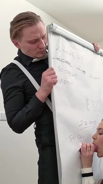 Обязательный для просмотра момент из "VIP4K. Мой первый опыт с ОФИСНОЙ ГЛОРИХОЛ"