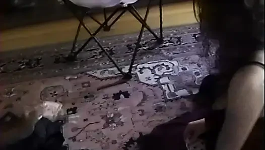 Baştan çıkarıcı esmer orta yaşlı seksi kadın istekli sarışın hatuna işiyor