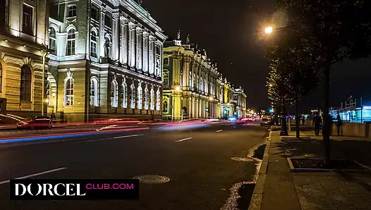 Clara Mia seks hayatını takipçileriyle paylaşıyor