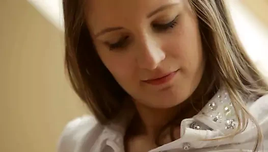 Lesbischer Morgen Sex zweier notgeilen Freundinnen